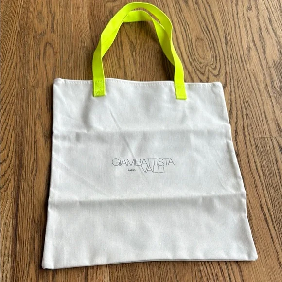 Giambattista Valli
Love Bow leather sandals - Picture 7 of 9